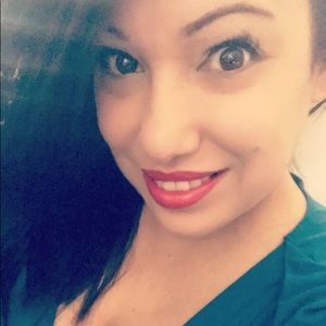 Meet your Posher, Natalie